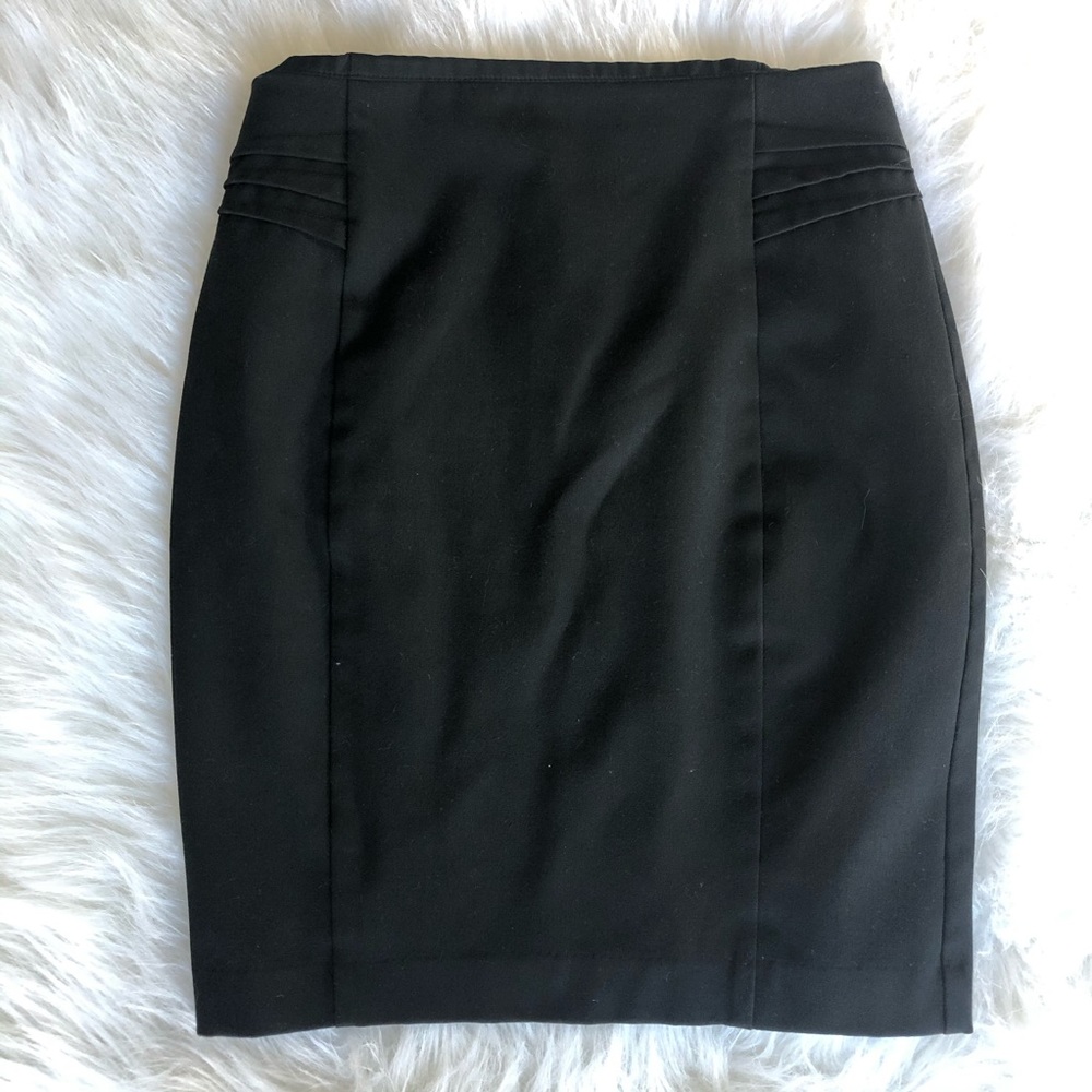 Express black skirt size 4